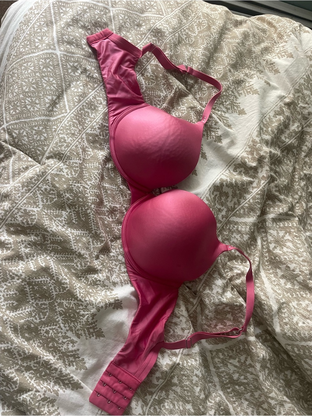 Victoria's Secret Smooth Padded Bra - Hot Pink